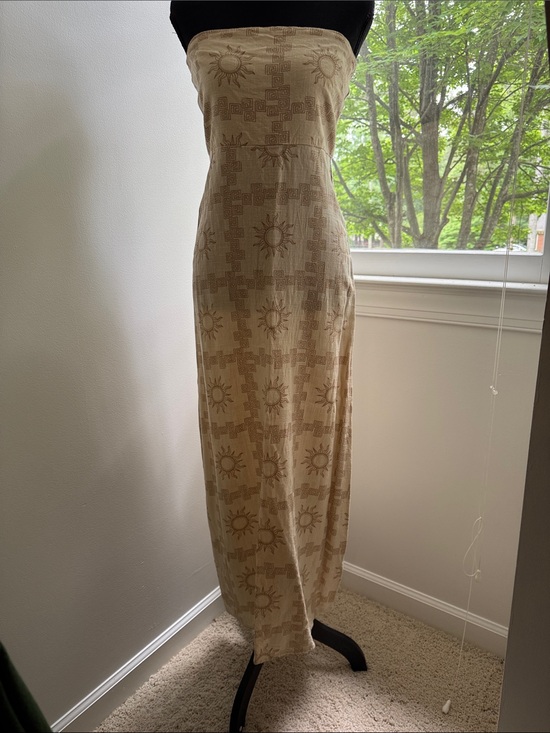 Paper Heart Dresses & Skirts - Sun-Print Strapless Summer Dress in Beige